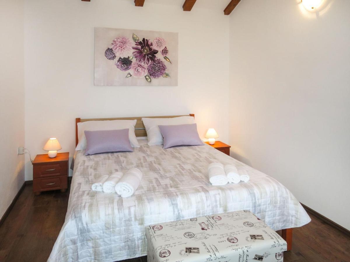 Holiday Home Tone By Interhome Privlaka  Luaran gambar
