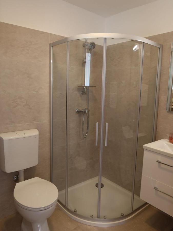 Holiday Home Tone By Interhome Privlaka  Luaran gambar